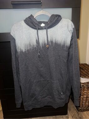 Men's Charcoal Gray Hooded Pullover Sweatshirt - Gray Dip-Dye